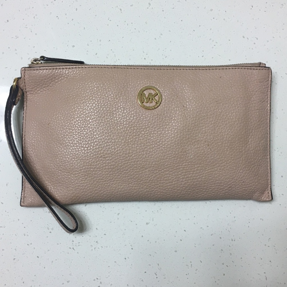 Michael Kors Wristlet